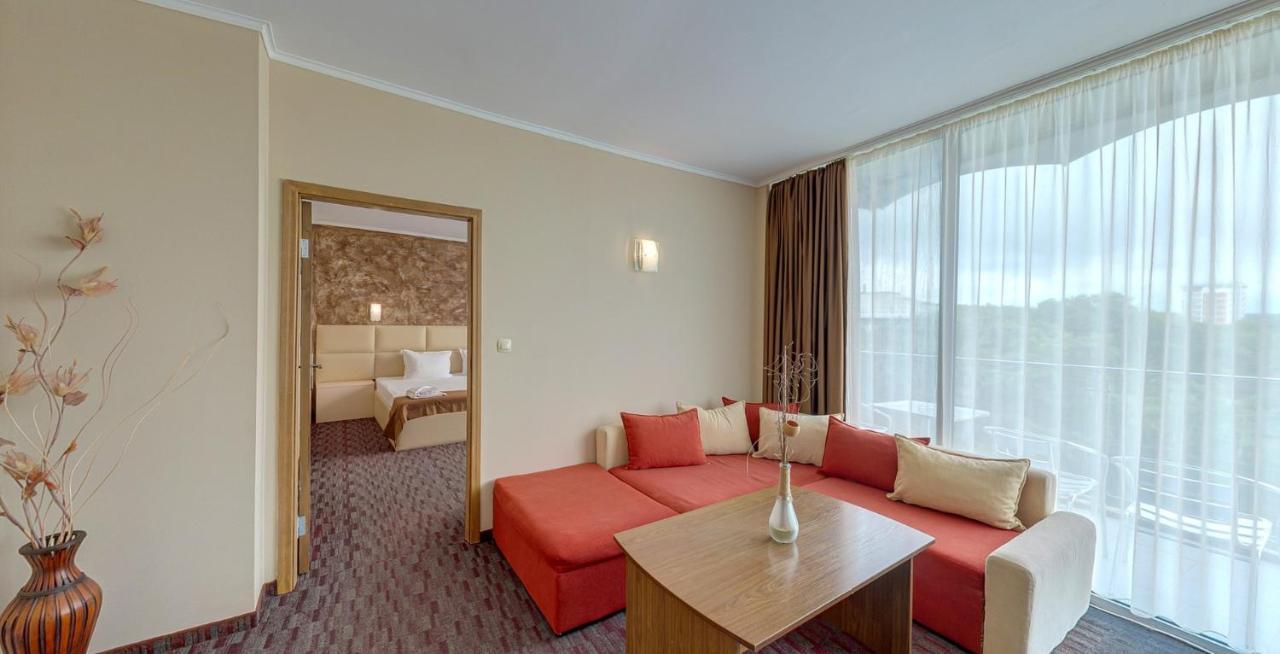 Hotel Kamenec คีตาน ภายนอก รูปภาพ