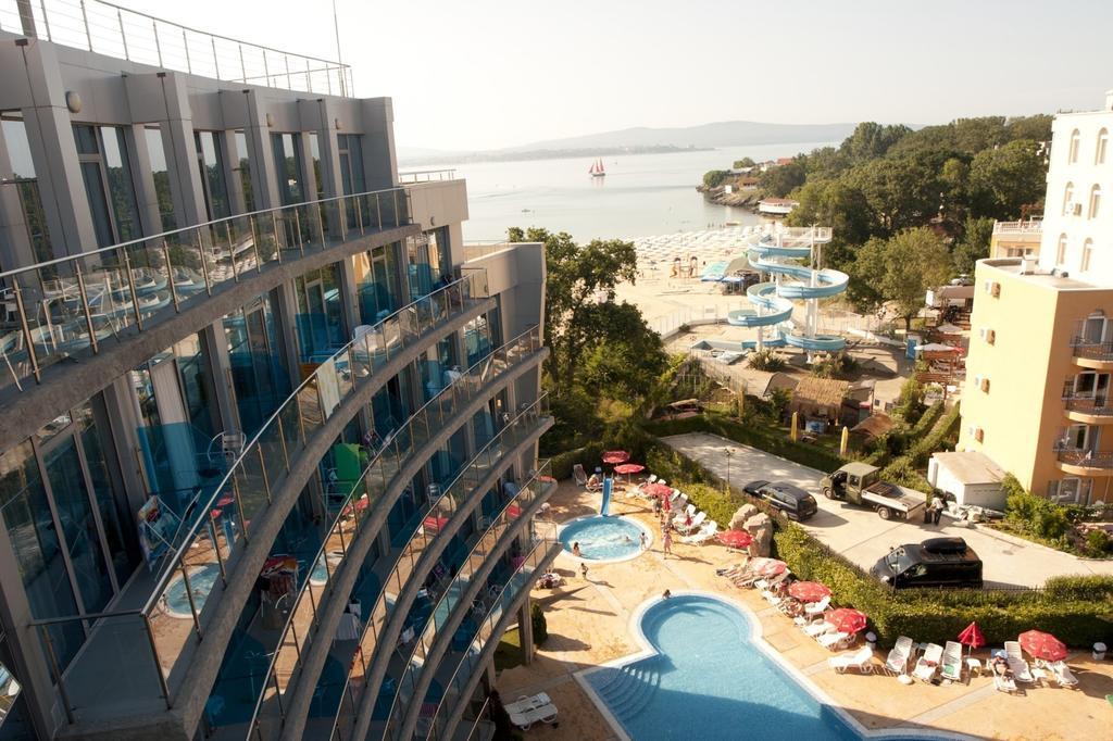Hotel Kamenec คีตาน ภายนอก รูปภาพ