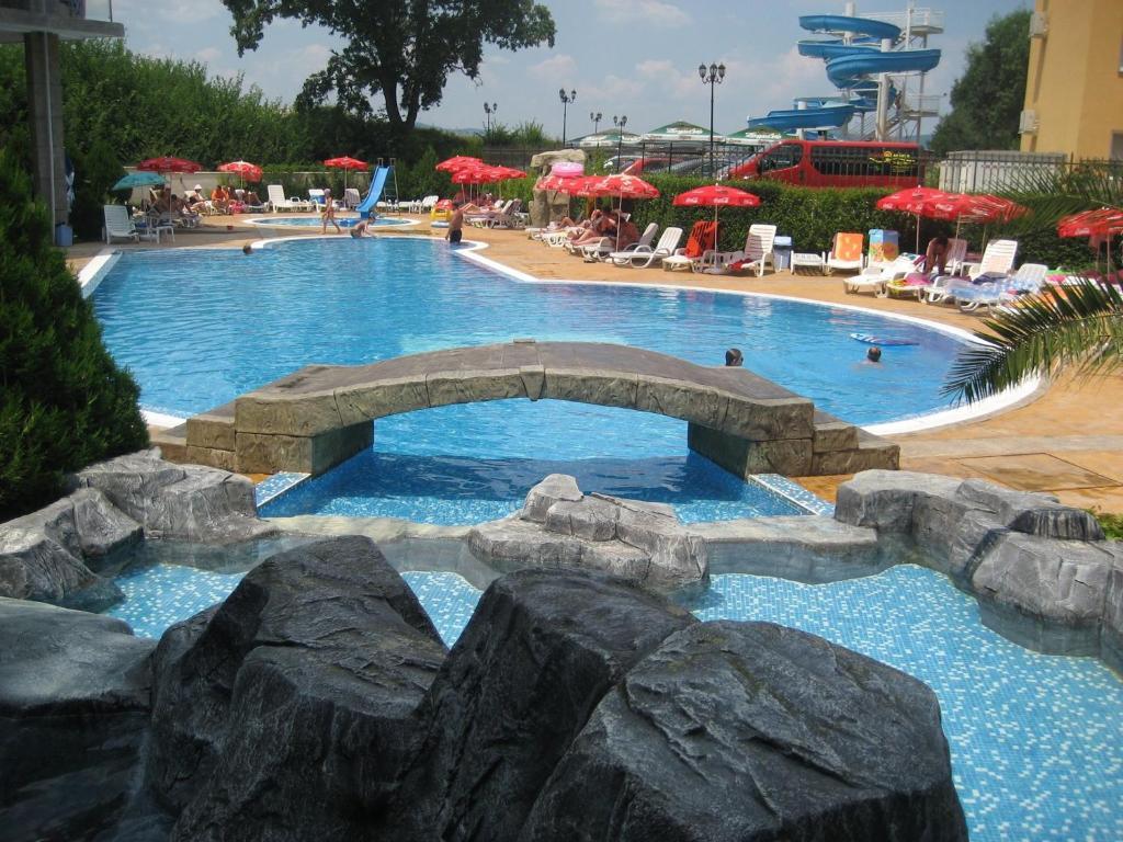 Hotel Kamenec คีตาน ภายนอก รูปภาพ