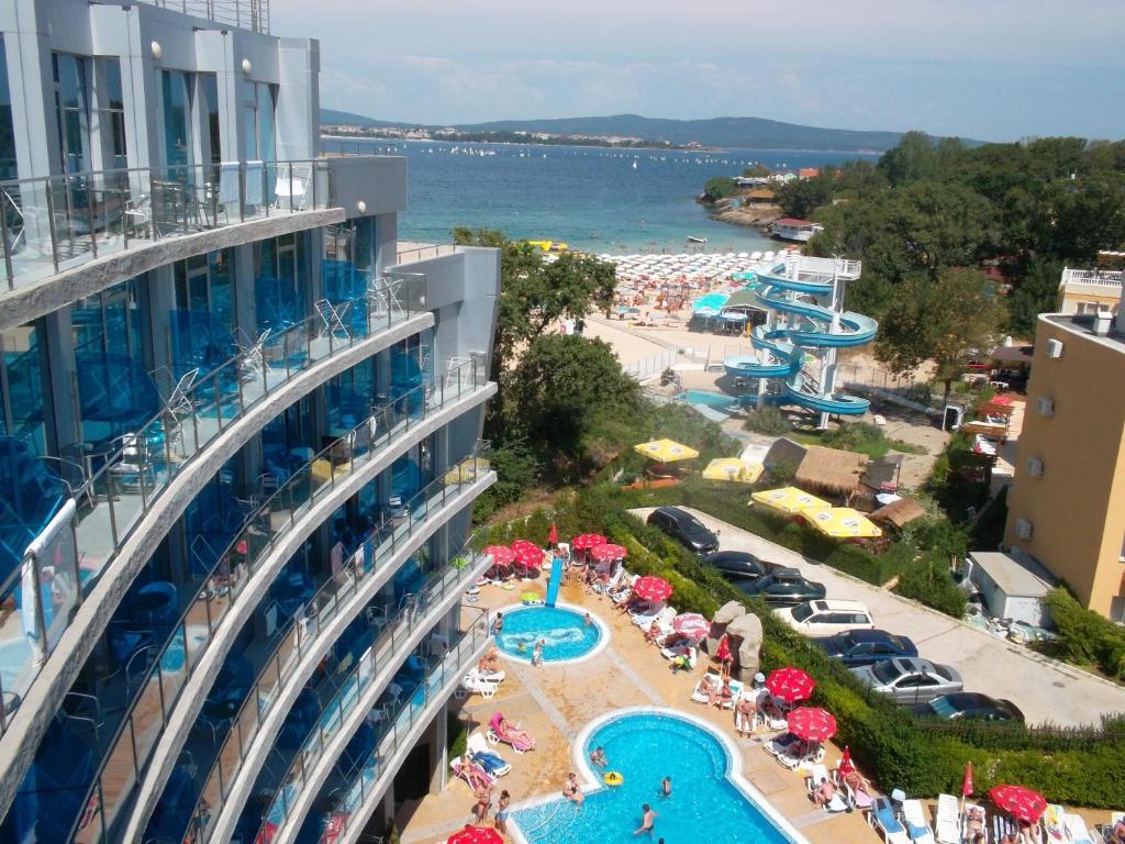 Hotel Kamenec คีตาน ภายนอก รูปภาพ