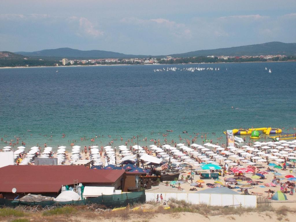 Hotel Kamenec คีตาน ภายนอก รูปภาพ